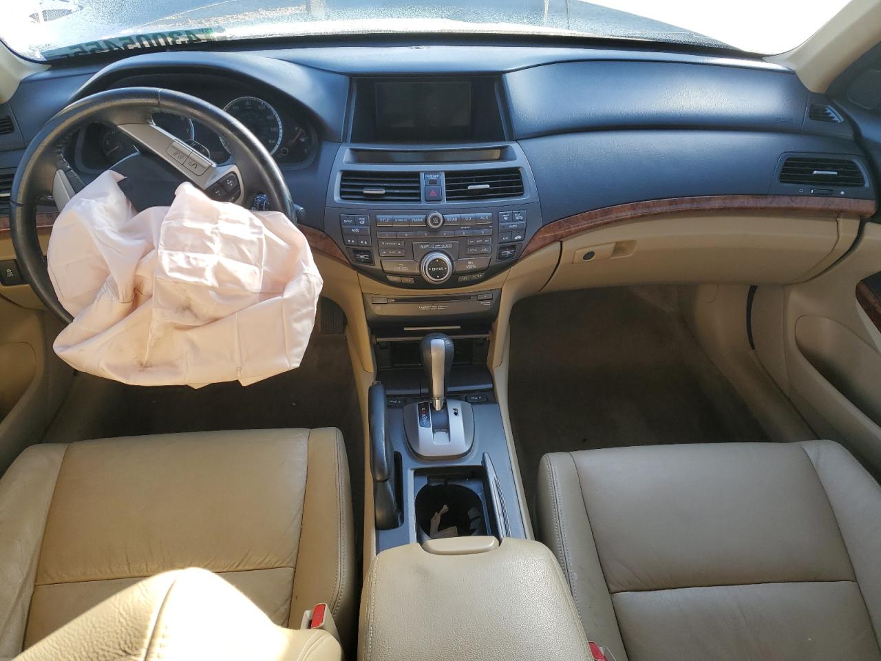 2011 Honda Accord - Image 8