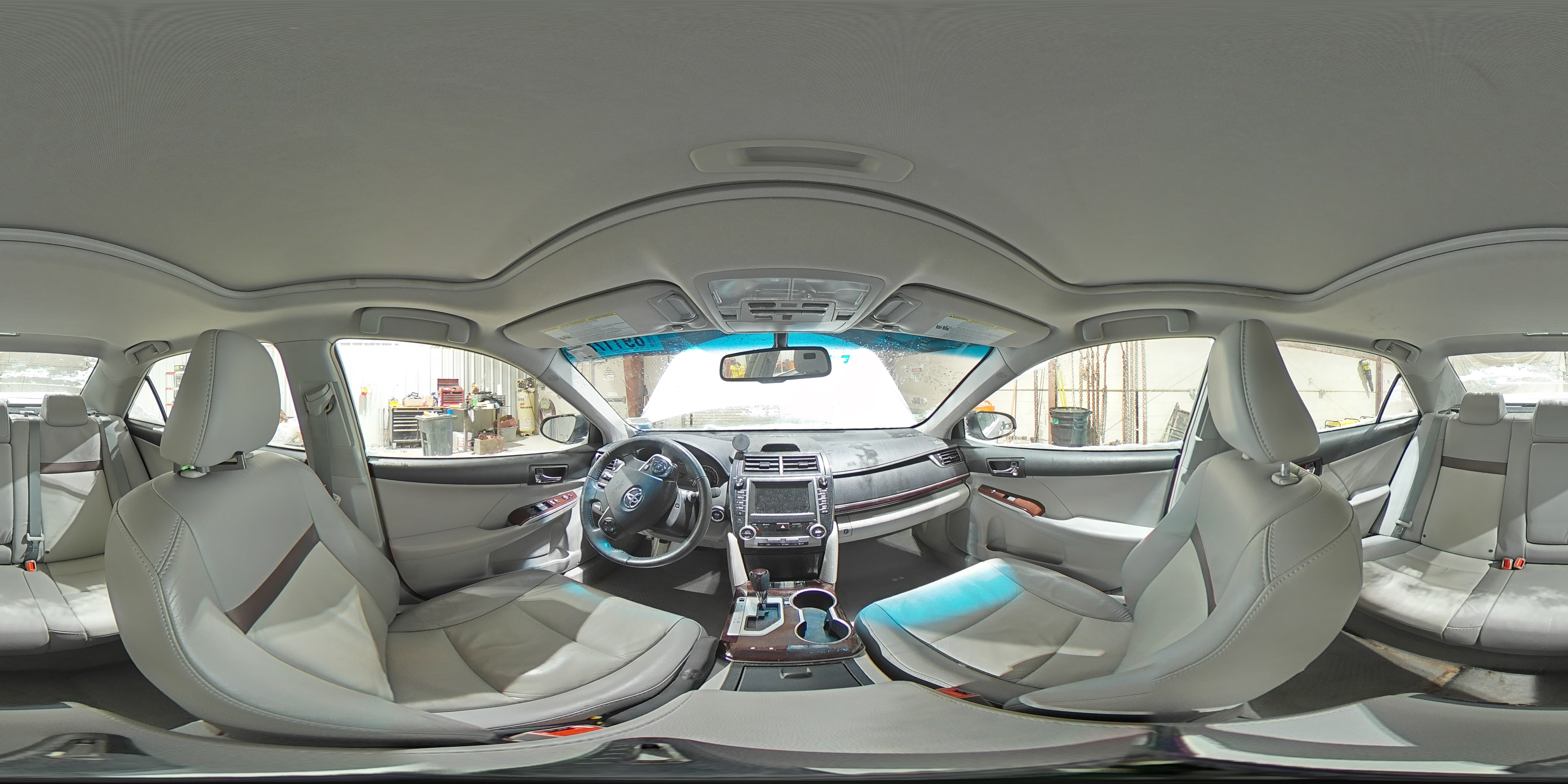 2012 Toyota Camry - Image 13