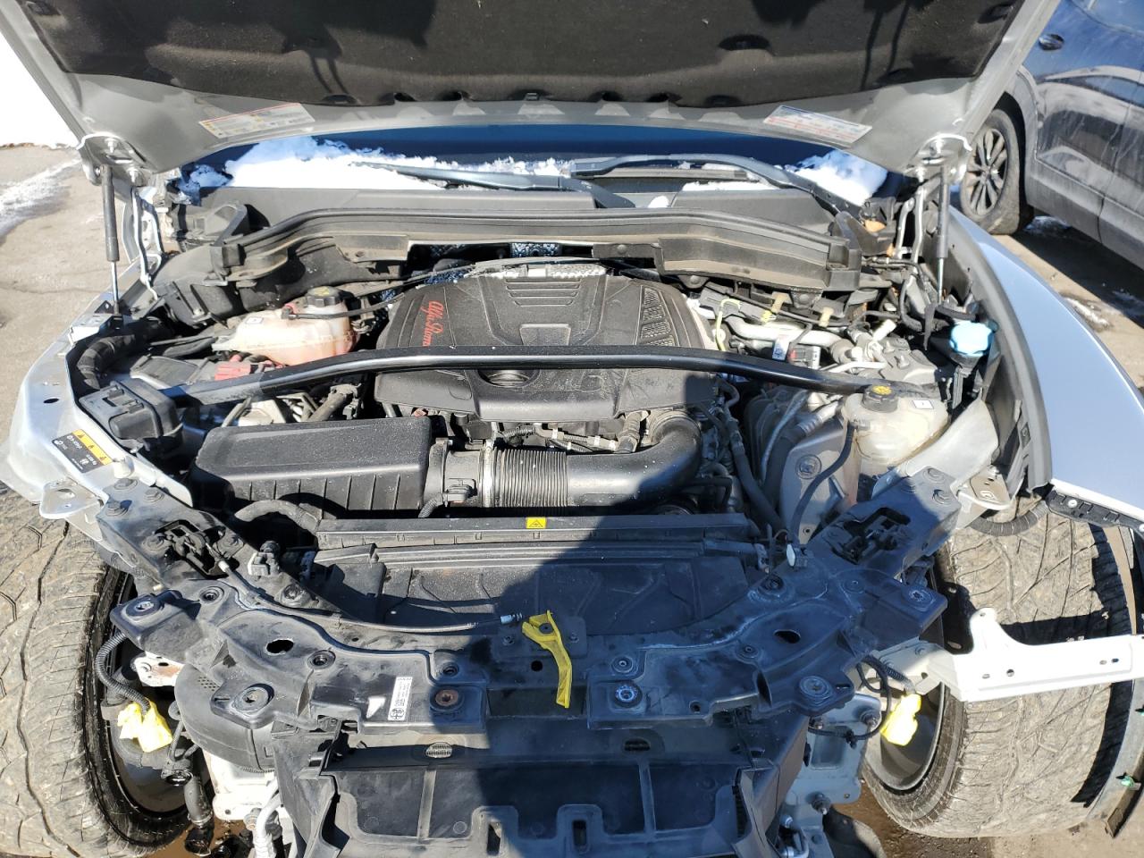 2018 Alfa Romeo Stelvio - Image 12
