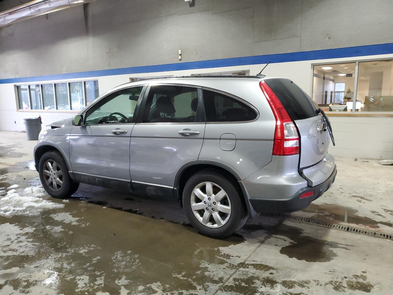 2008 Honda CR-V - Image 2