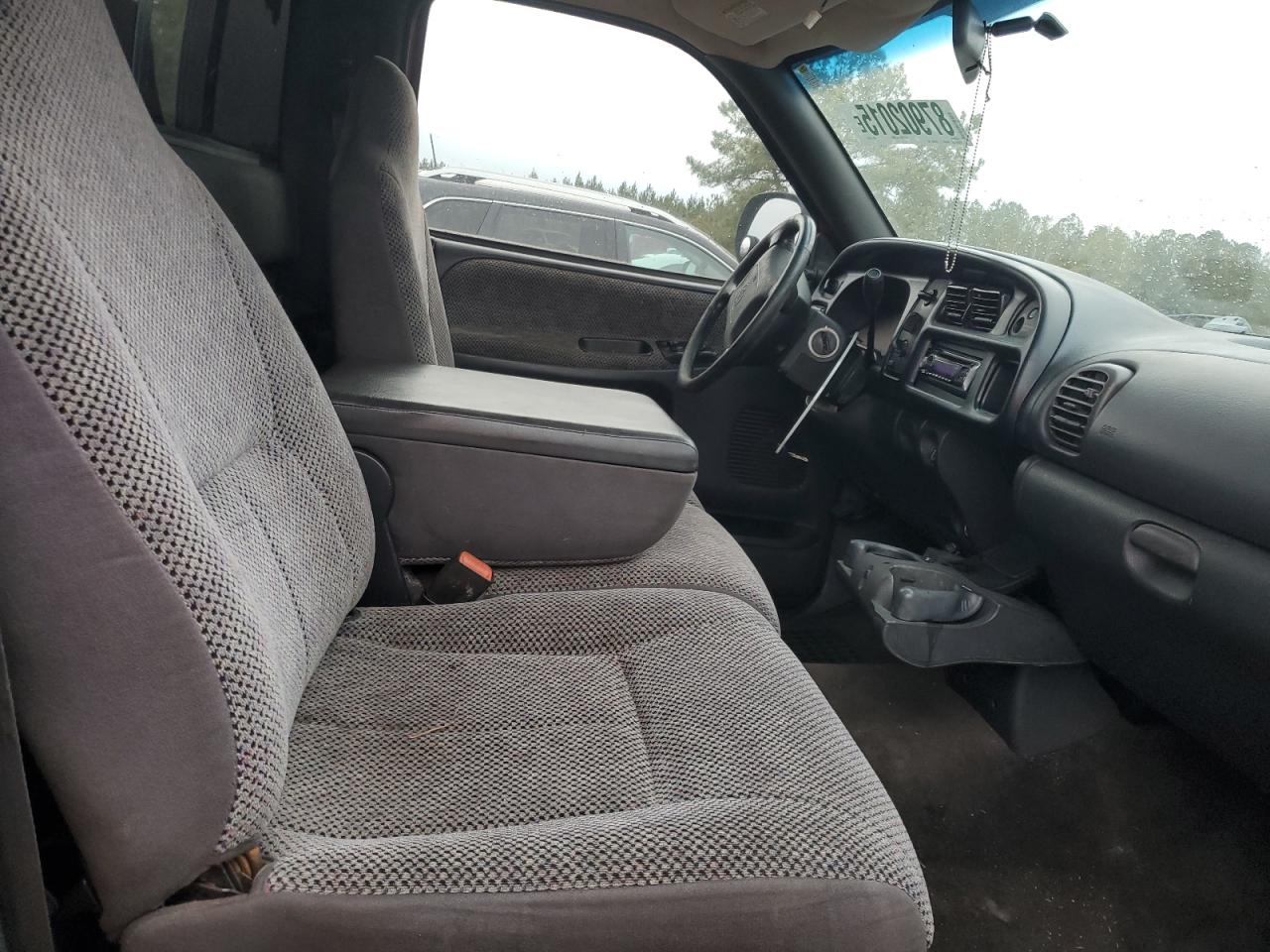 2000 Dodge Ram 1500 VIN: 1B7HC16Y4YS510378 Lot: 87902015