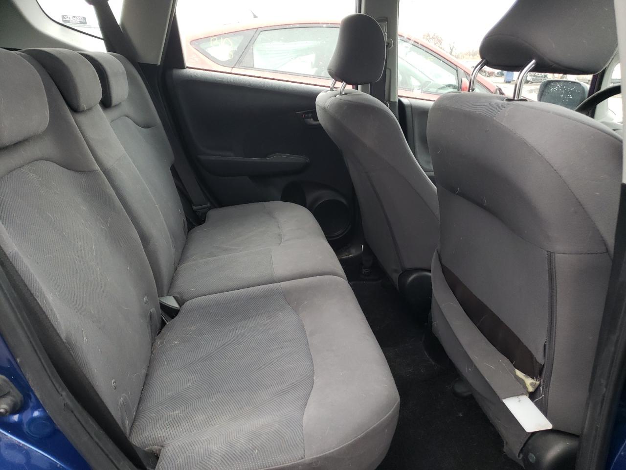 2009 Honda Fit - Image 10