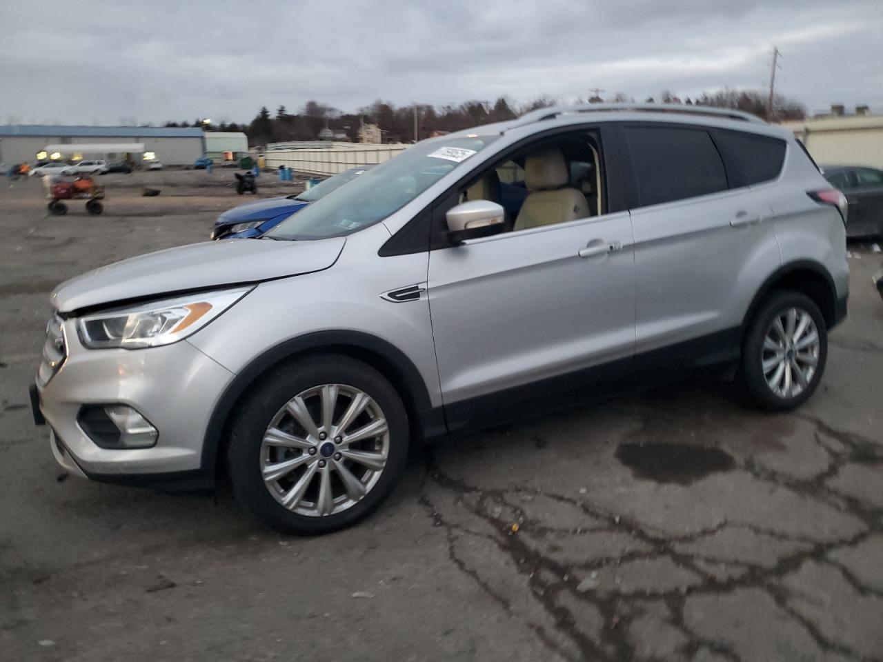 1FMCU9J93HUE25067 2017 FORD ESCAPE - Image 1