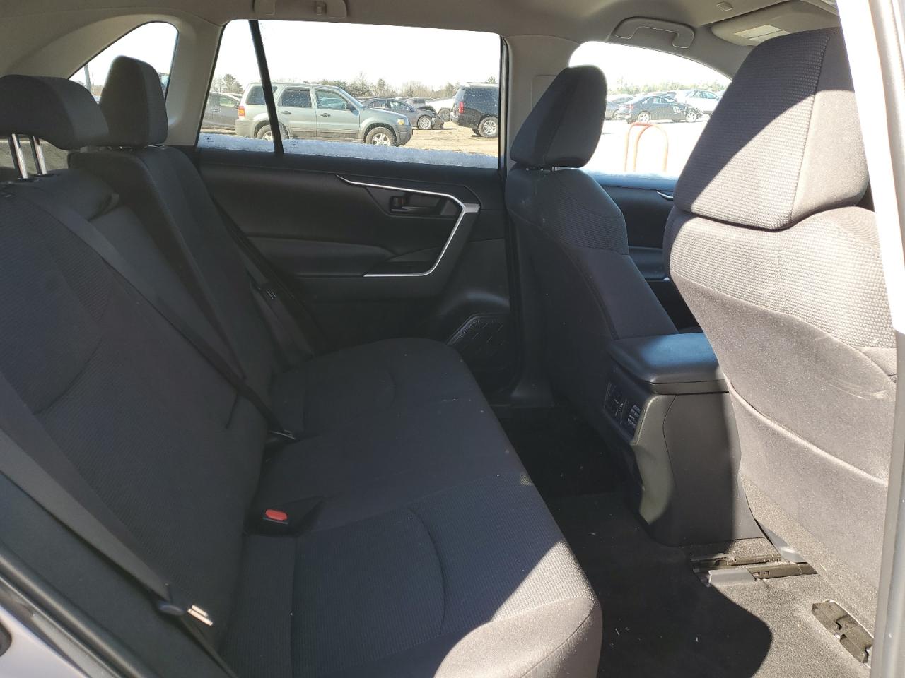 2023 Toyota RAV 4 - Image 11
