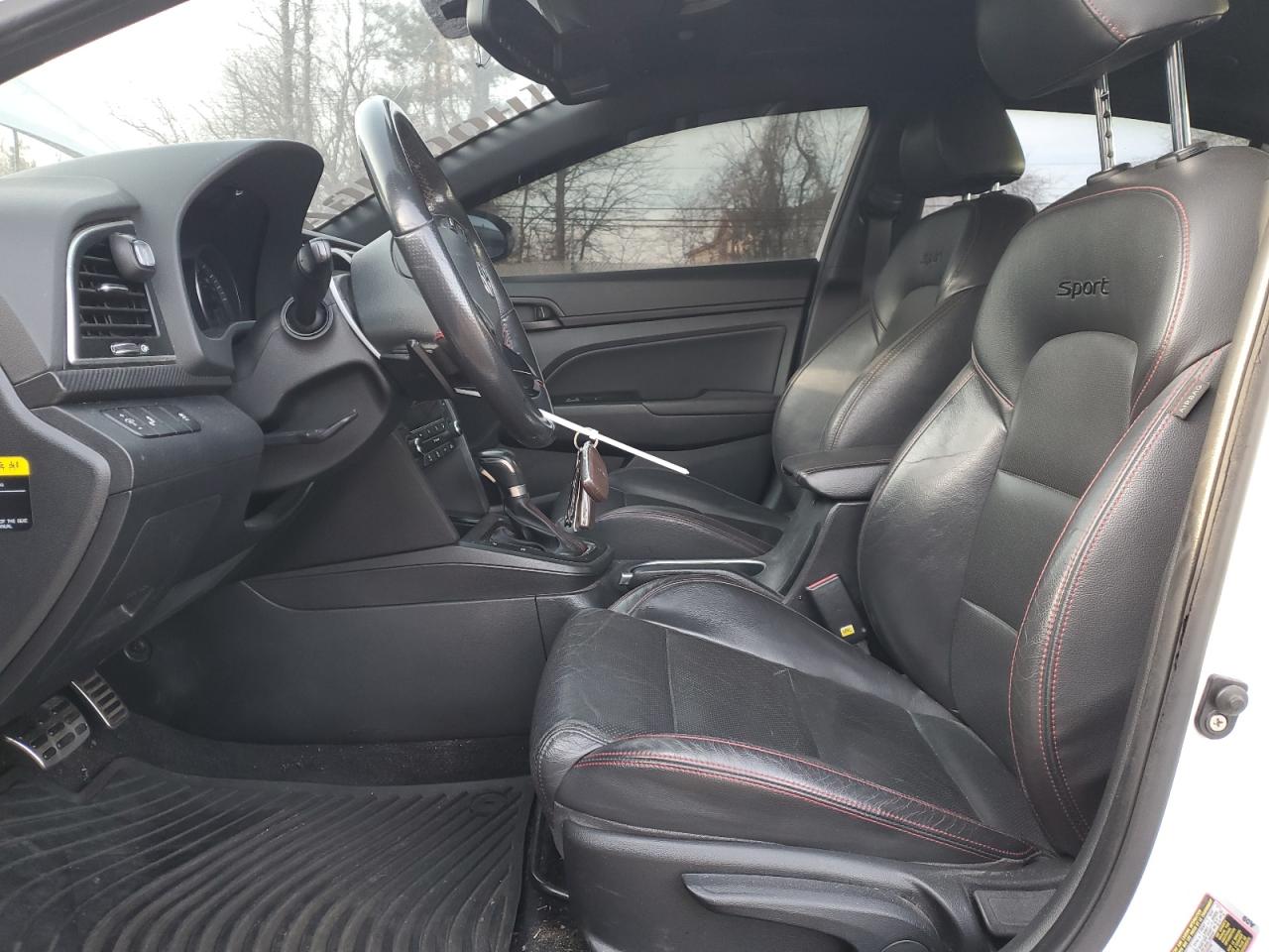 2018 Hyundai Elantra - Image 7