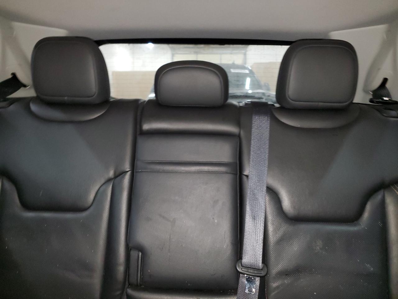 2018 Jeep Compass - Image 10