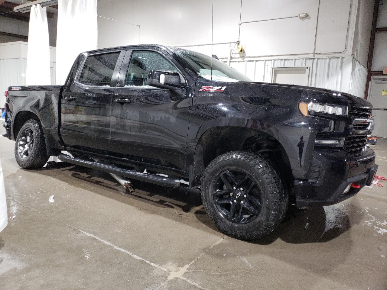 2021 Chevrolet Silverado - Image 4