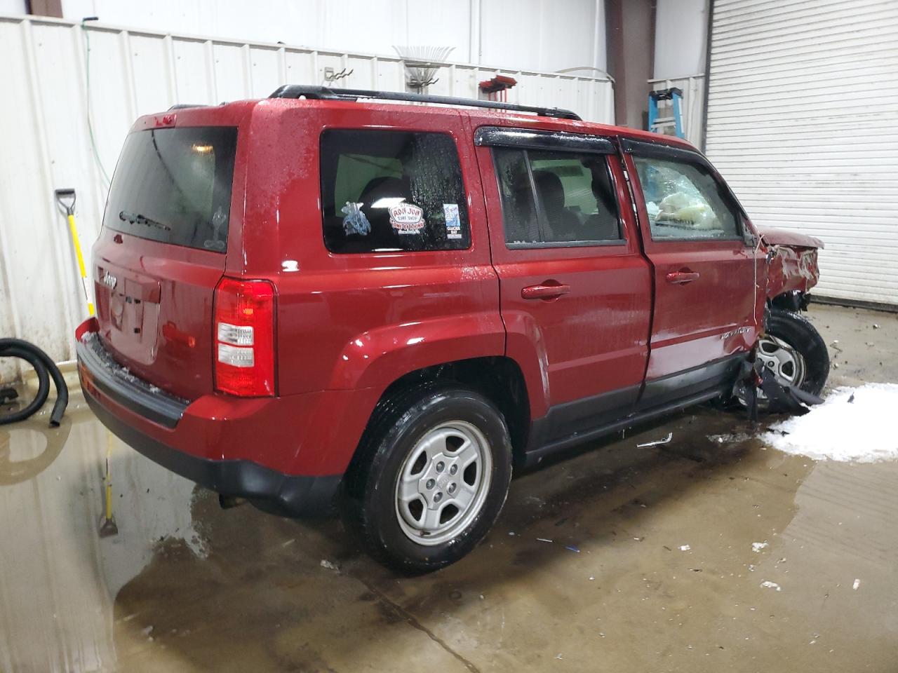 2016 Jeep Liberty (Patriot) - Image 3