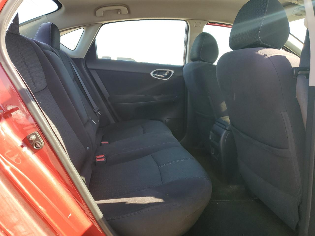 2014 Nissan Sentra - Image 10