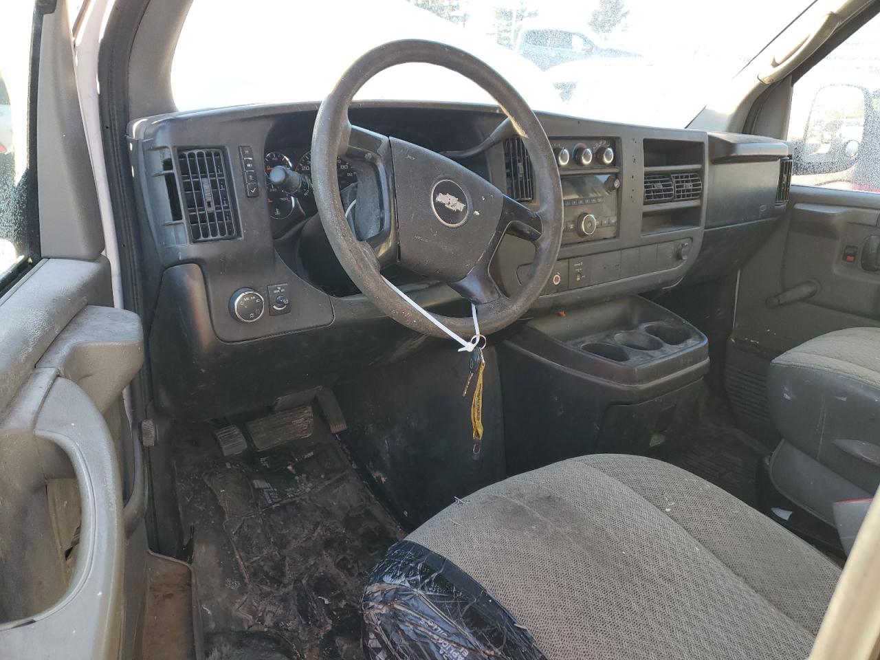 2008 Chevrolet Express - Image 8