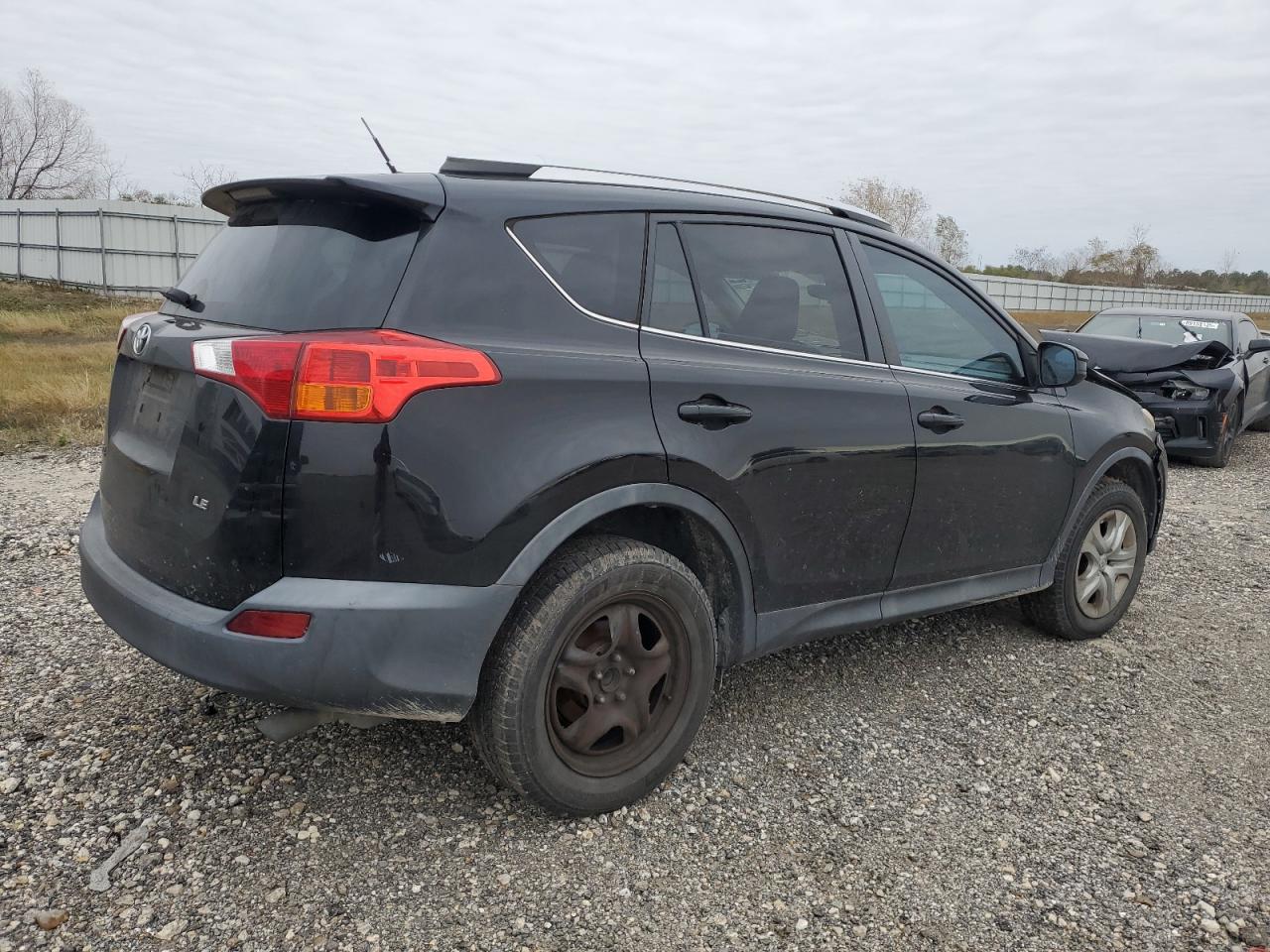 2015 Toyota RAV 4 - Image 3