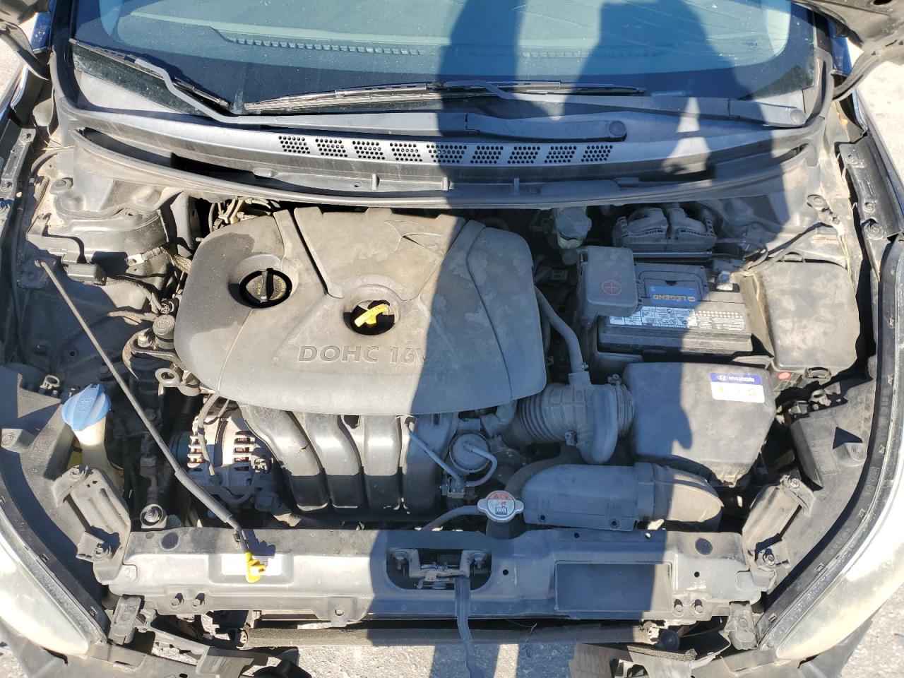2016 Hyundai Elantra - Image 11