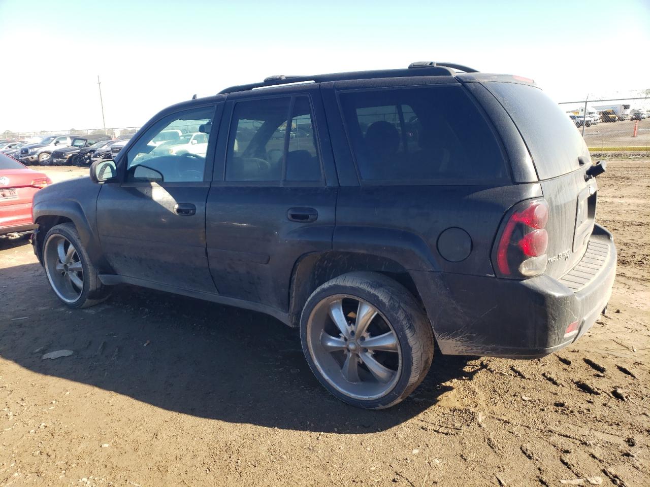 2008 Chevrolet TrailBlazer - Image 2