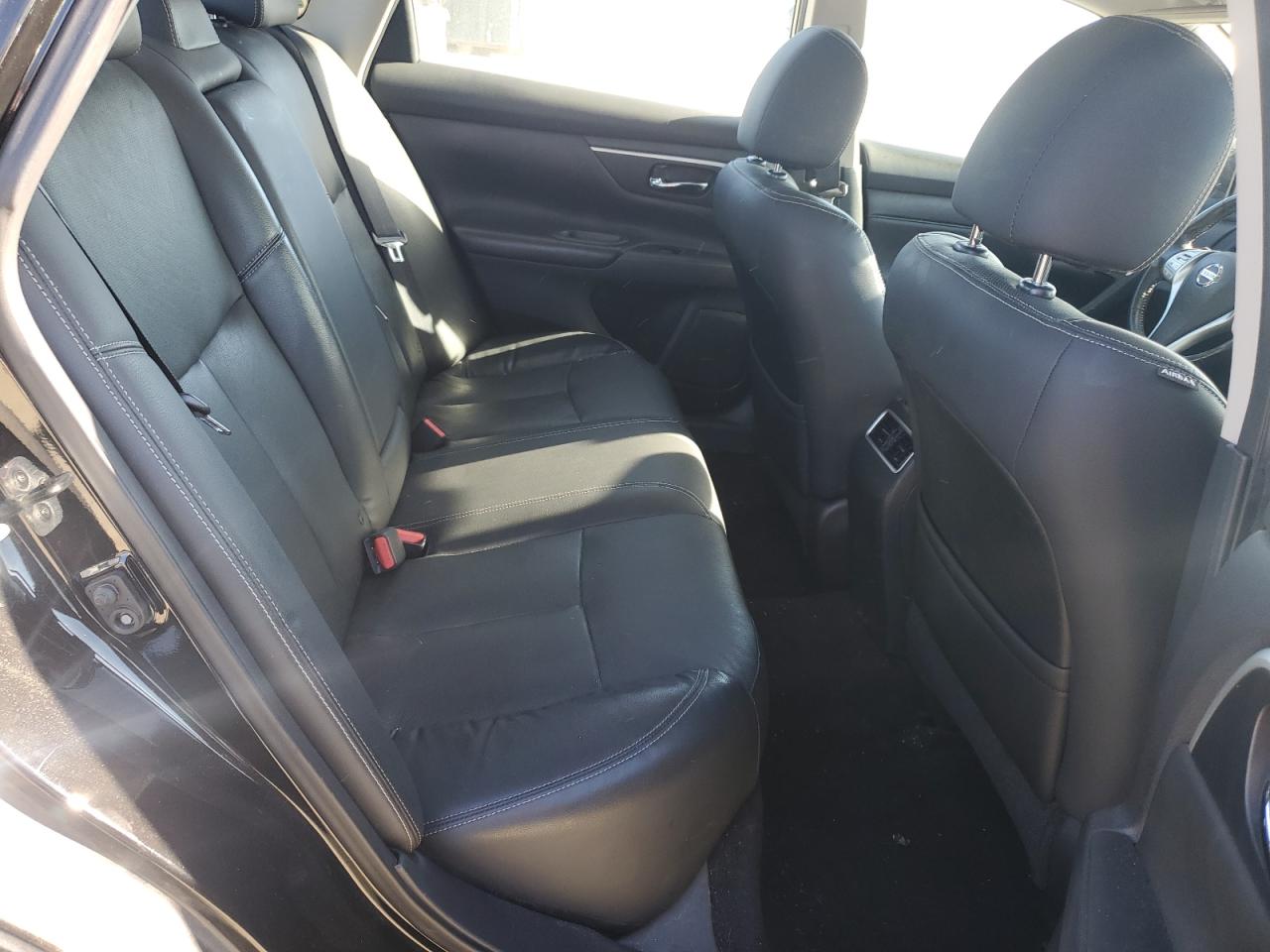 2016 Nissan Altima - Image 11