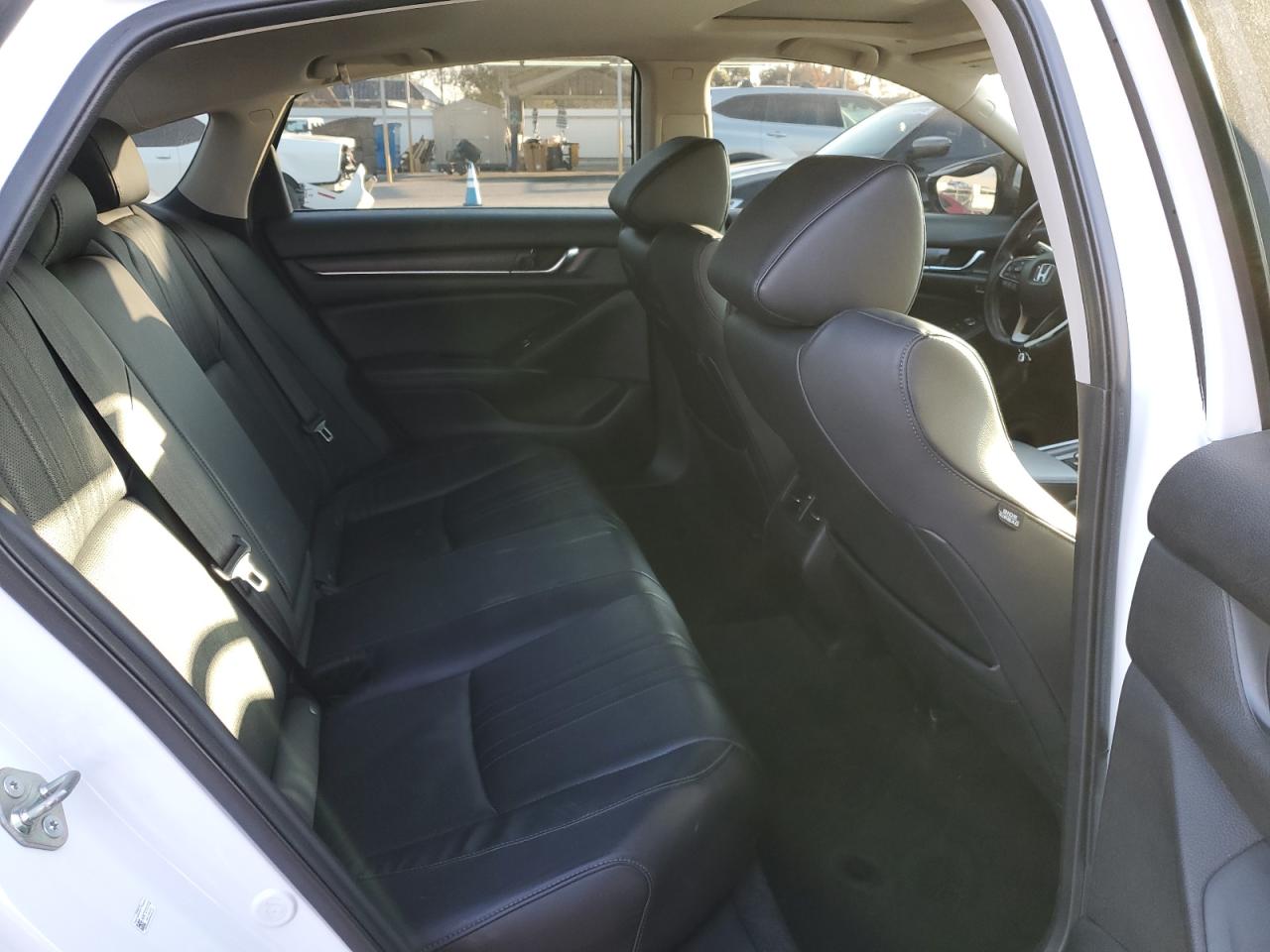 2018 Honda Accord - Image 11