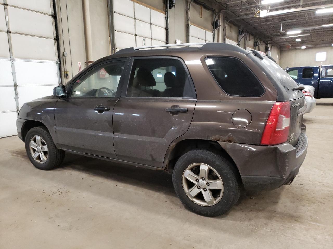 2009 Kia Sportage - Image 2