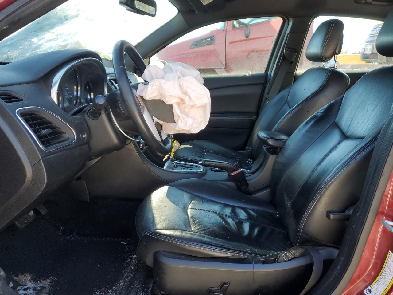 2013 Chrysler 200 - Image 7