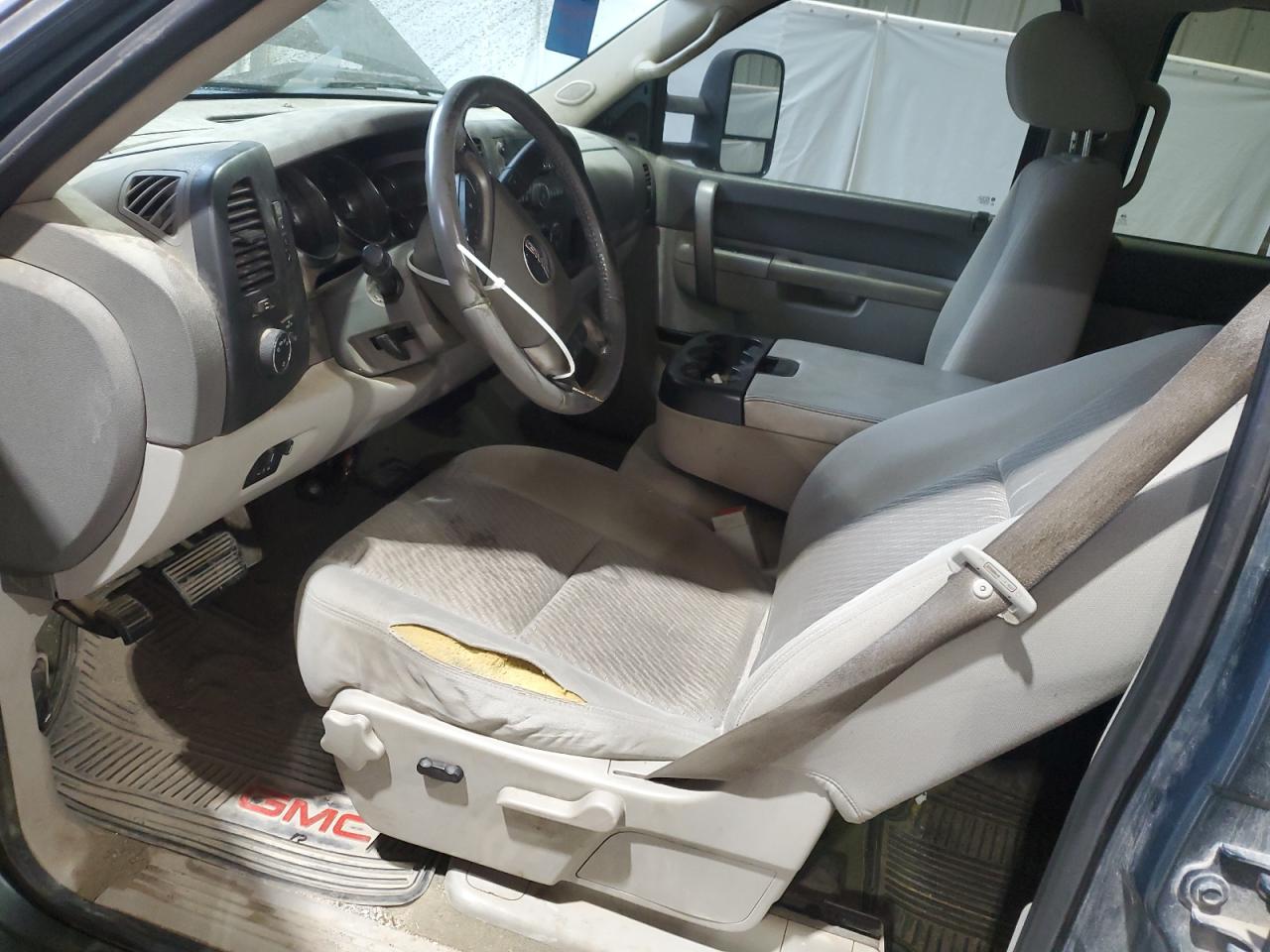 2011 GMC Sierra - Image 7