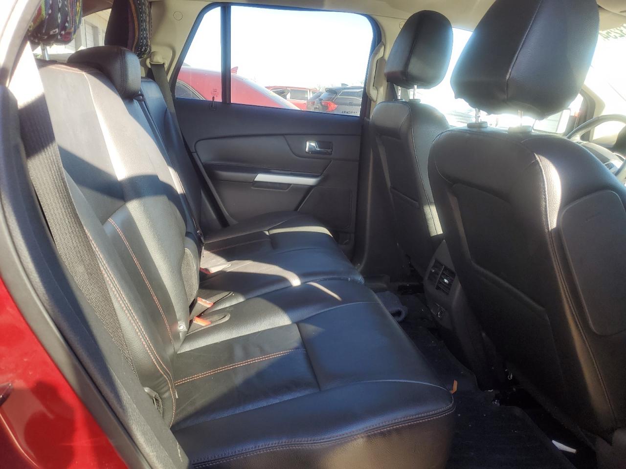 2014 Ford Edge - Image 11