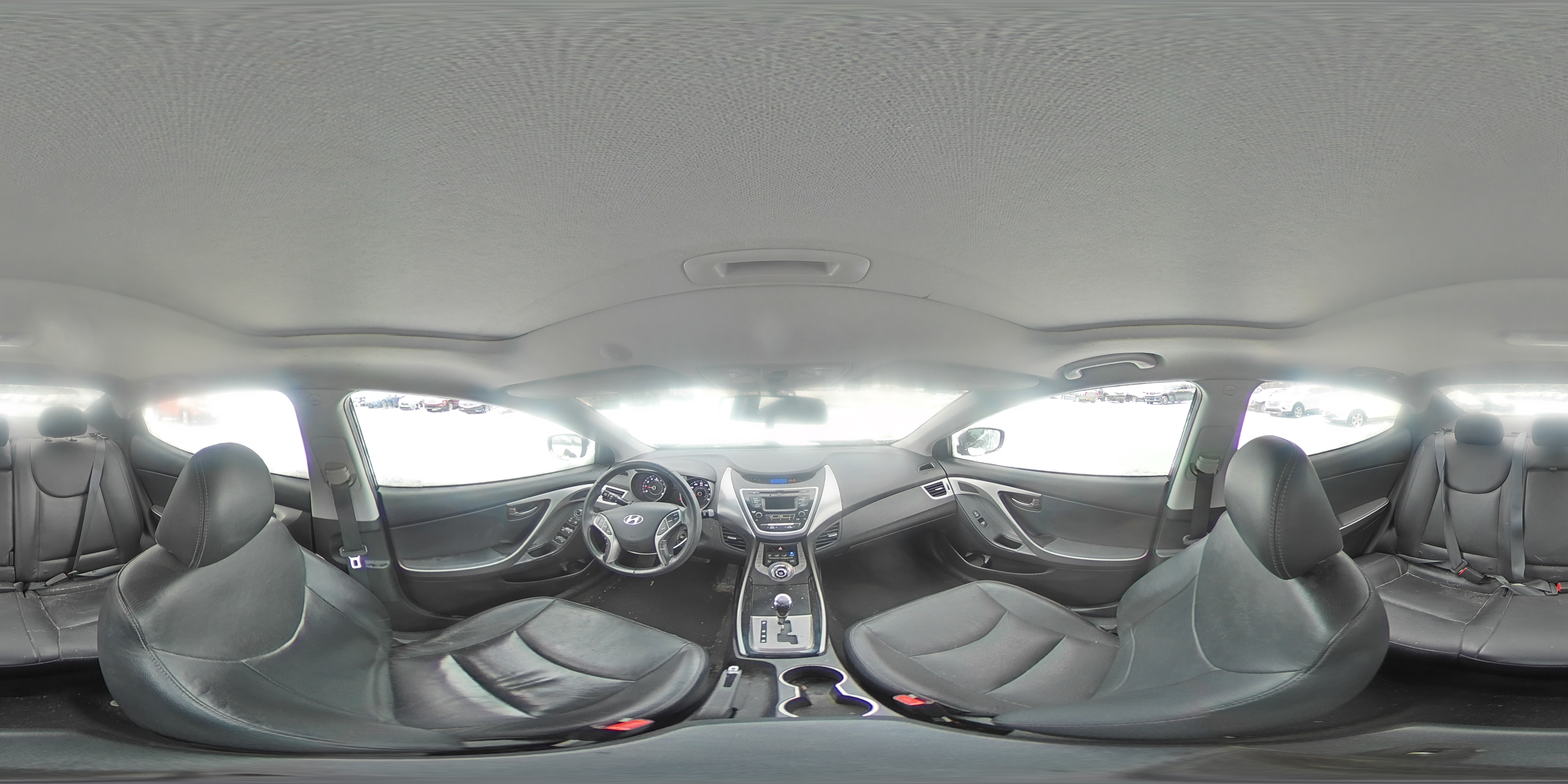 2013 Hyundai Elantra - Image 13