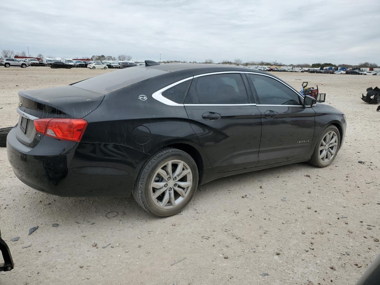 2016 Chevrolet Impala - Image 3