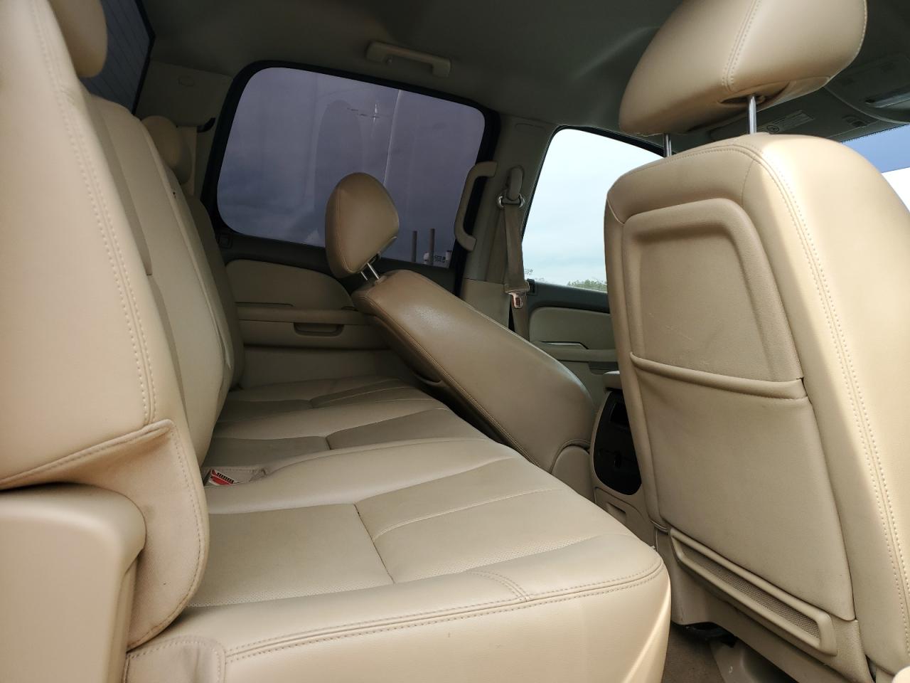 2014 GMC Sierra K2500 Slt VIN: 1GT121E87EF131658 Lot: 43529485