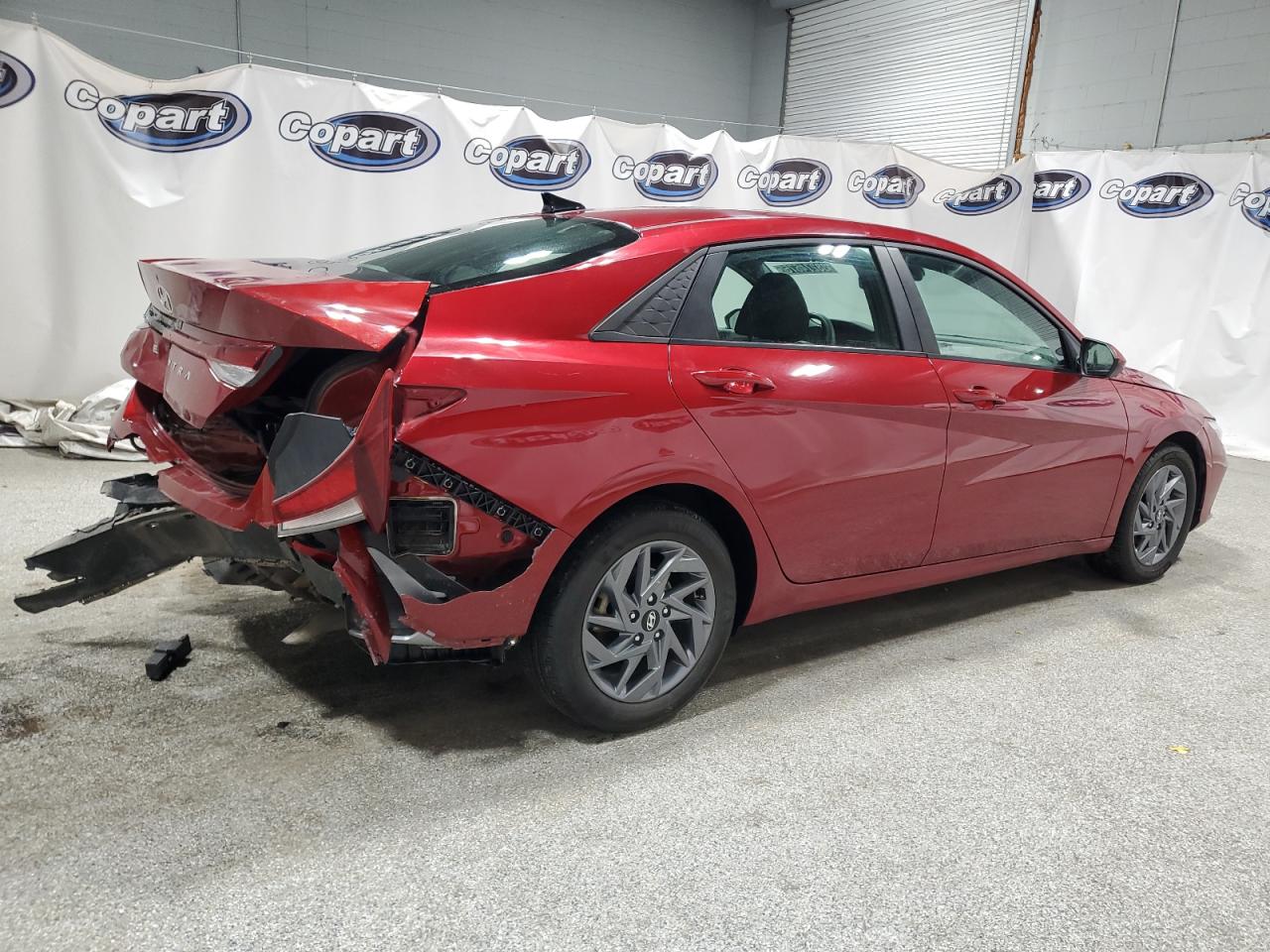 2024 Hyundai Elantra - Image 3