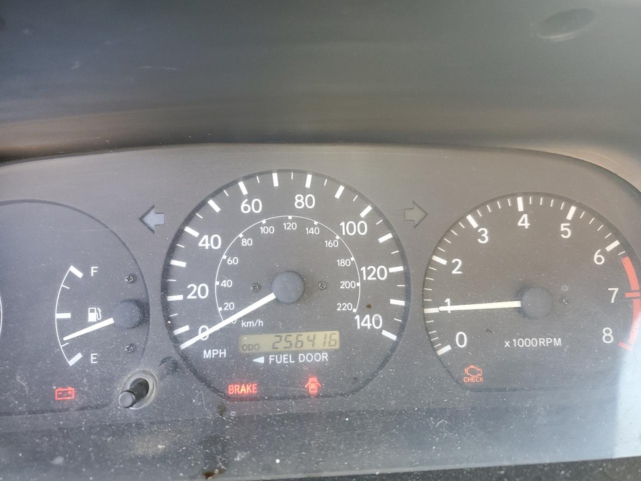 2000 Toyota Camry - Image 9