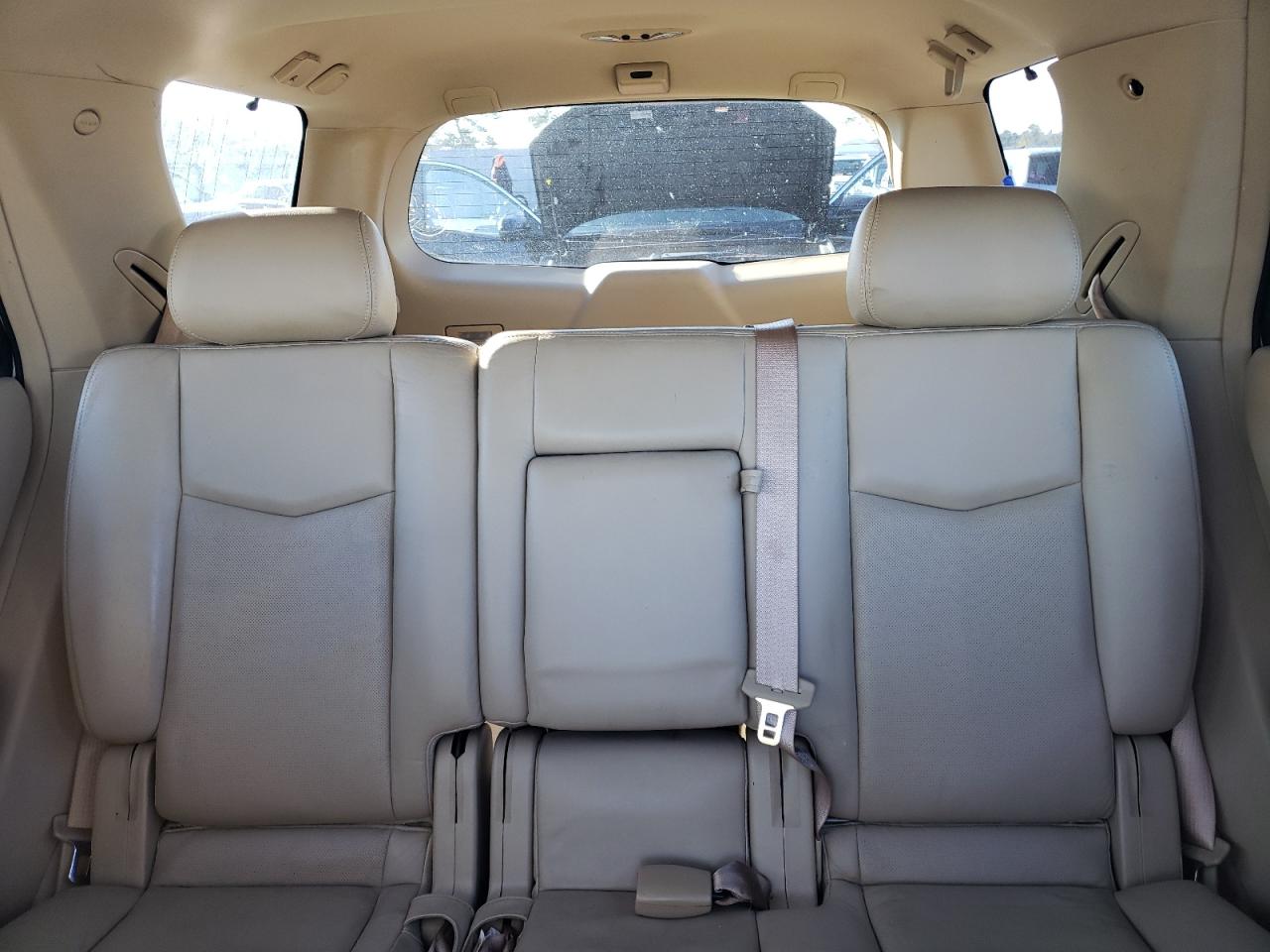 2006 Cadillac SRX - Image 10