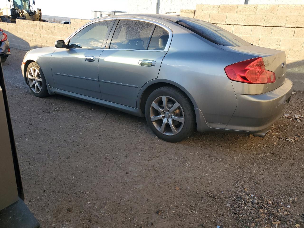 2005 Infiniti G - Image 2