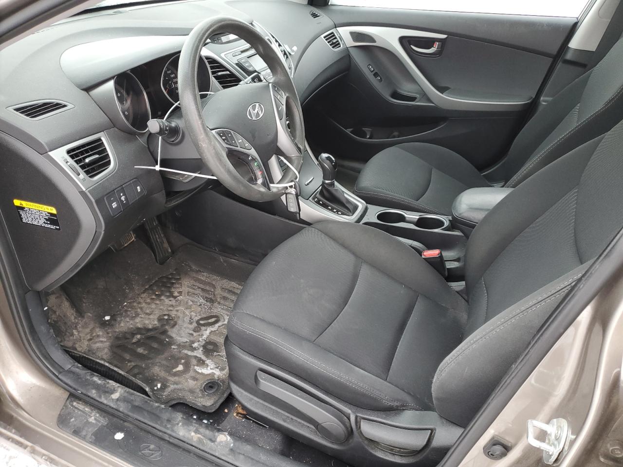 2015 Hyundai Elantra - Image 7