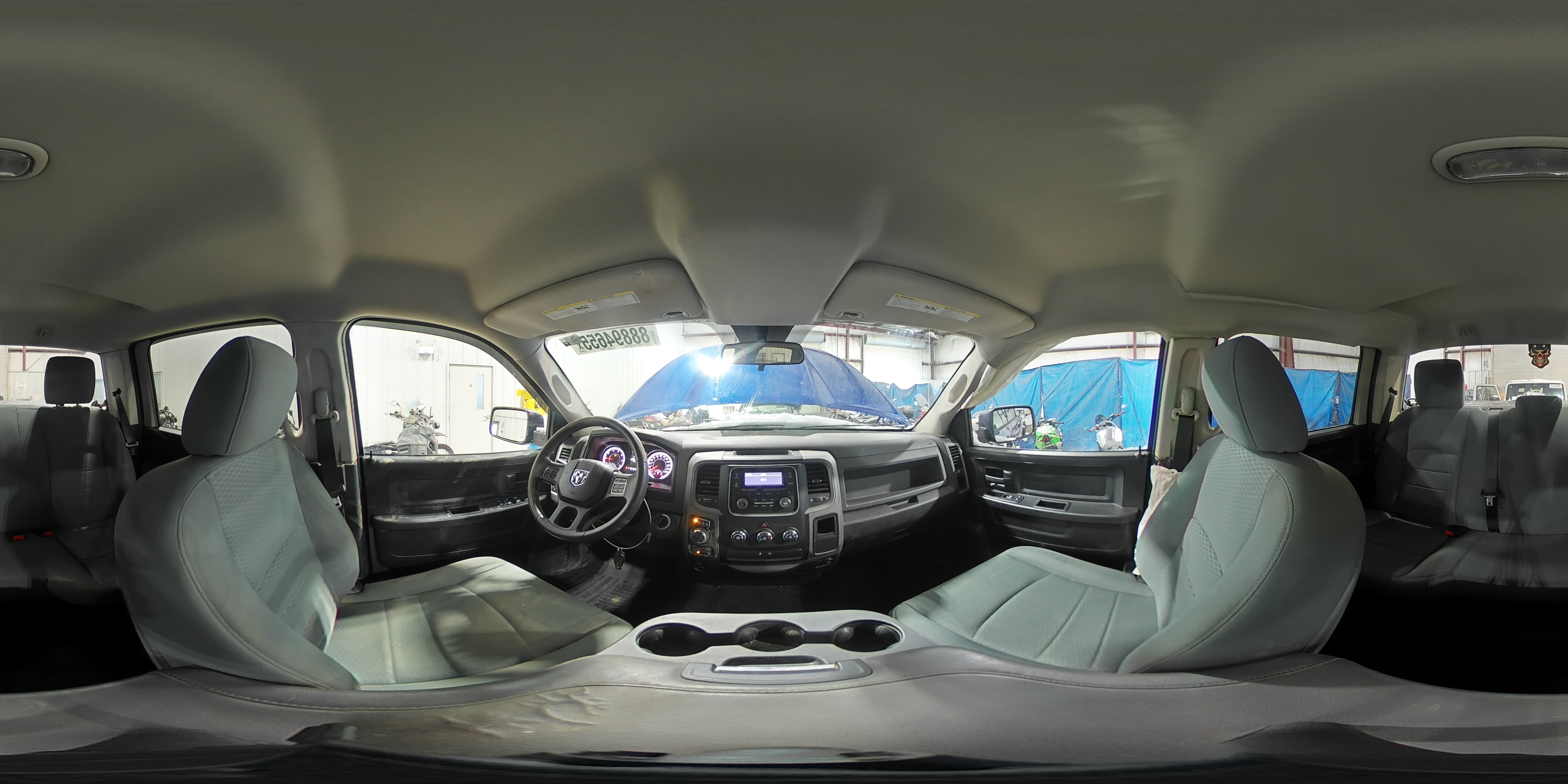 2014 RAM 1500 - Image 14