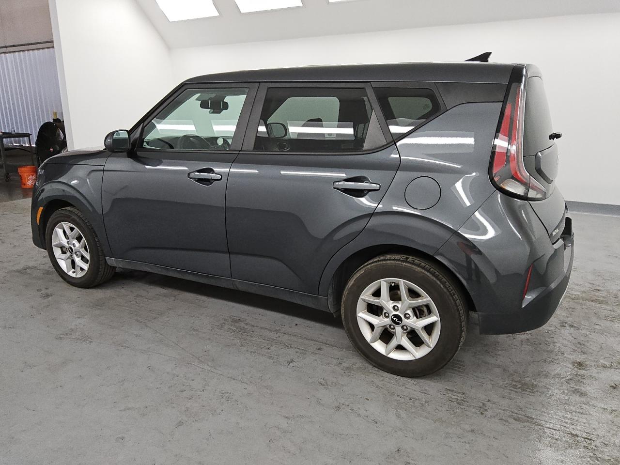 2023 Kia Soul - Image 2