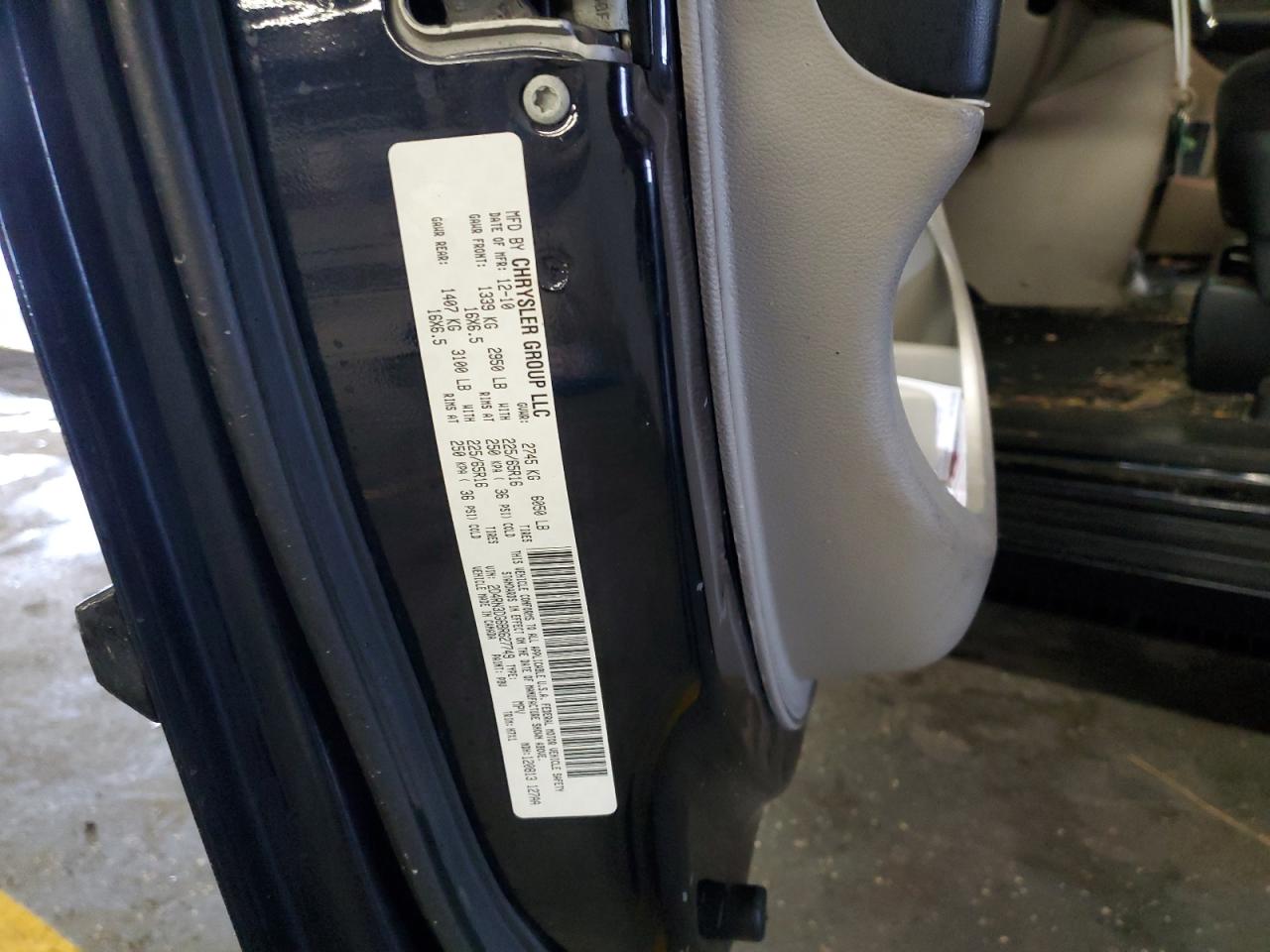 2011 Dodge Caravan - Image 14