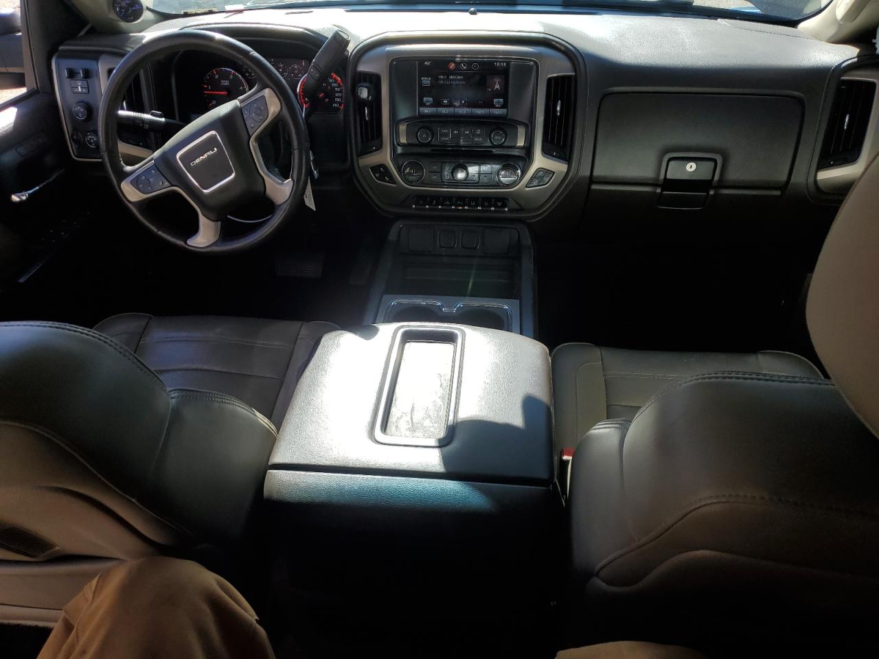 2015 GMC Sierra - Image 8