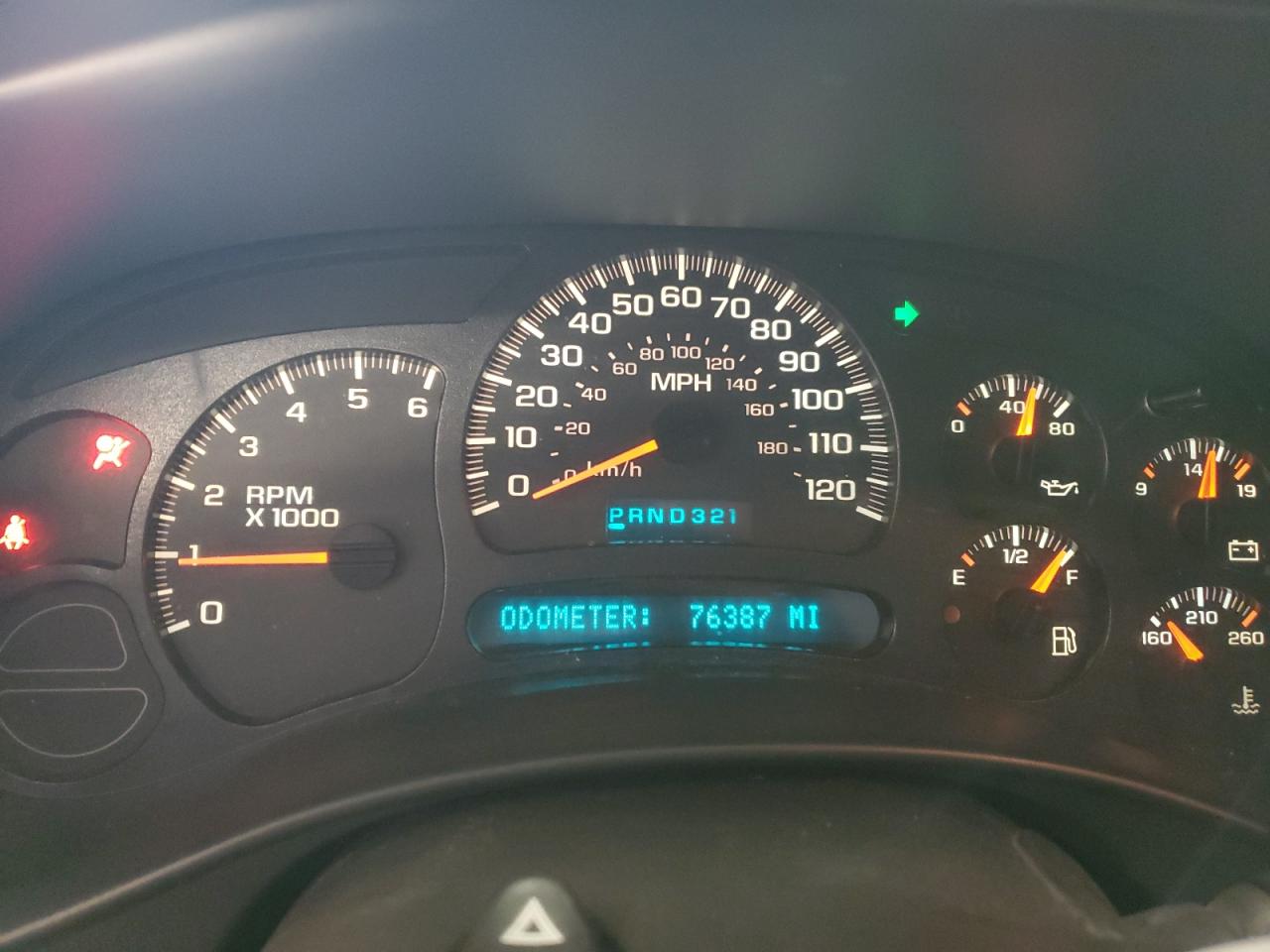 2005 Chevrolet Silverado - Image 9