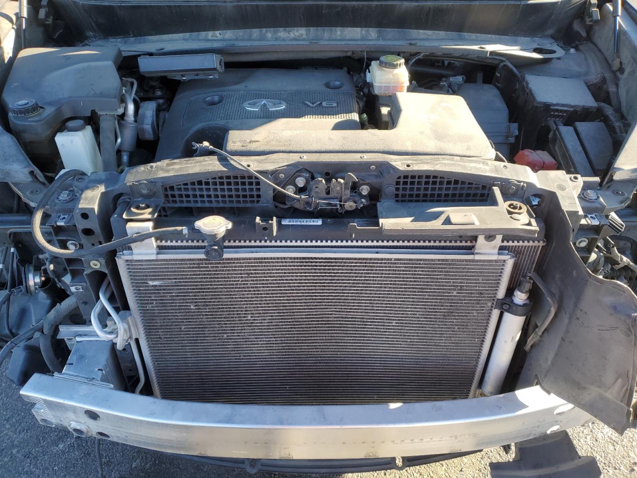 2016 Infiniti QX60 - Image 12