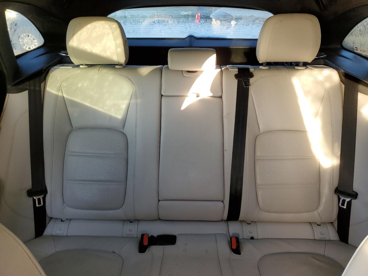 2019 Jaguar F-Pace - Image 10