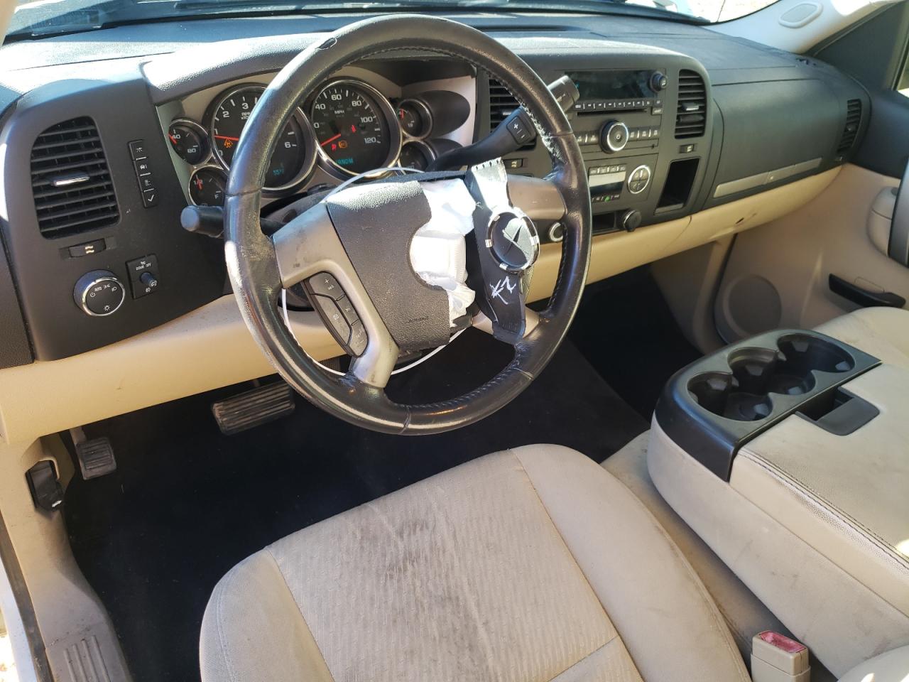 2011 GMC Sierra - Image 8