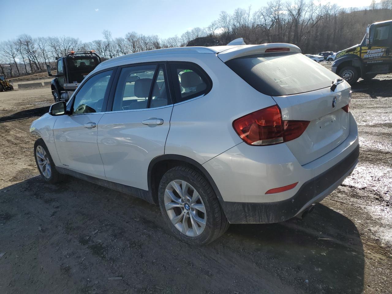 2013 BMW X1 - Image 2