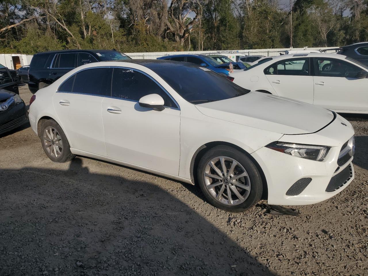 2019 Mercedes-Benz A-klasse - Image 4