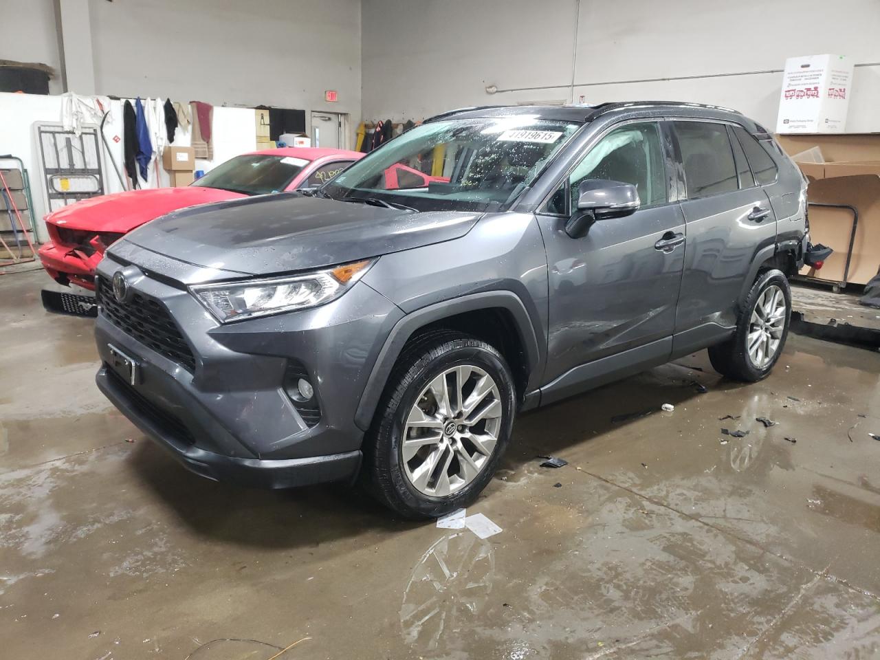 2019 Toyota RAV 4 - Image 1
