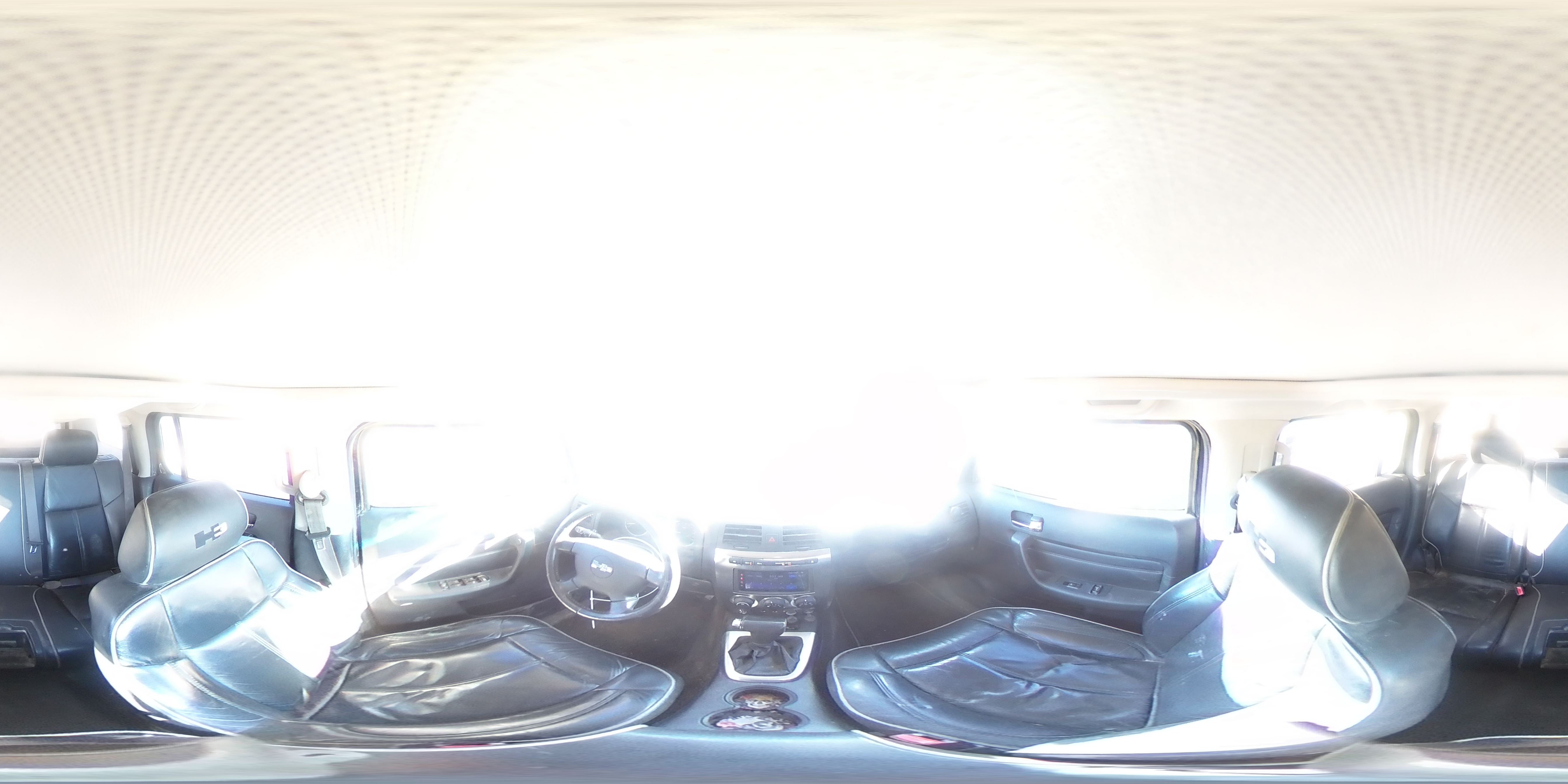 2007 Hummer H3 - Image 13