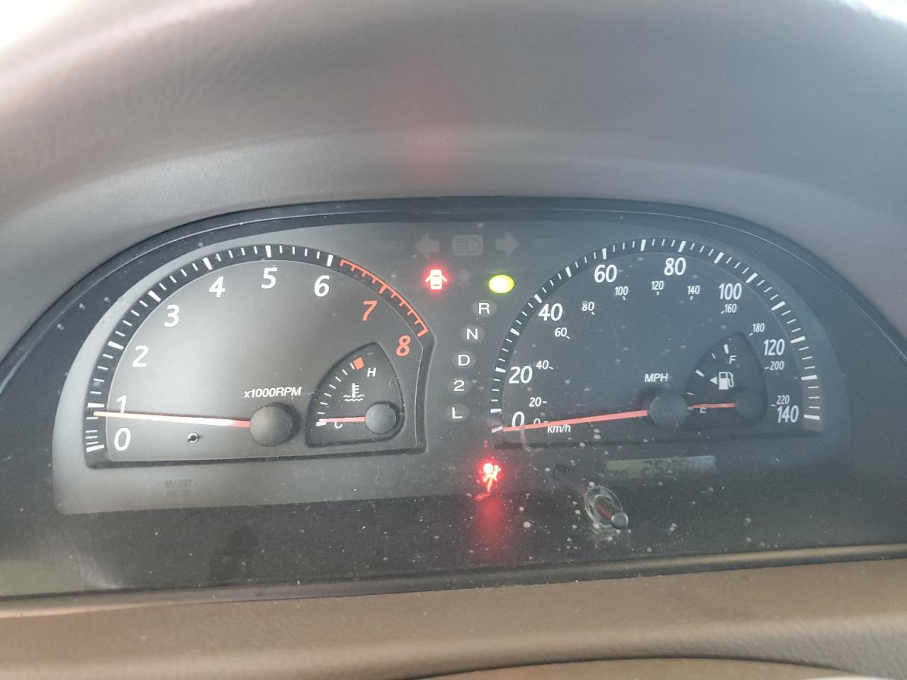 2004 Toyota Camry - Image 9