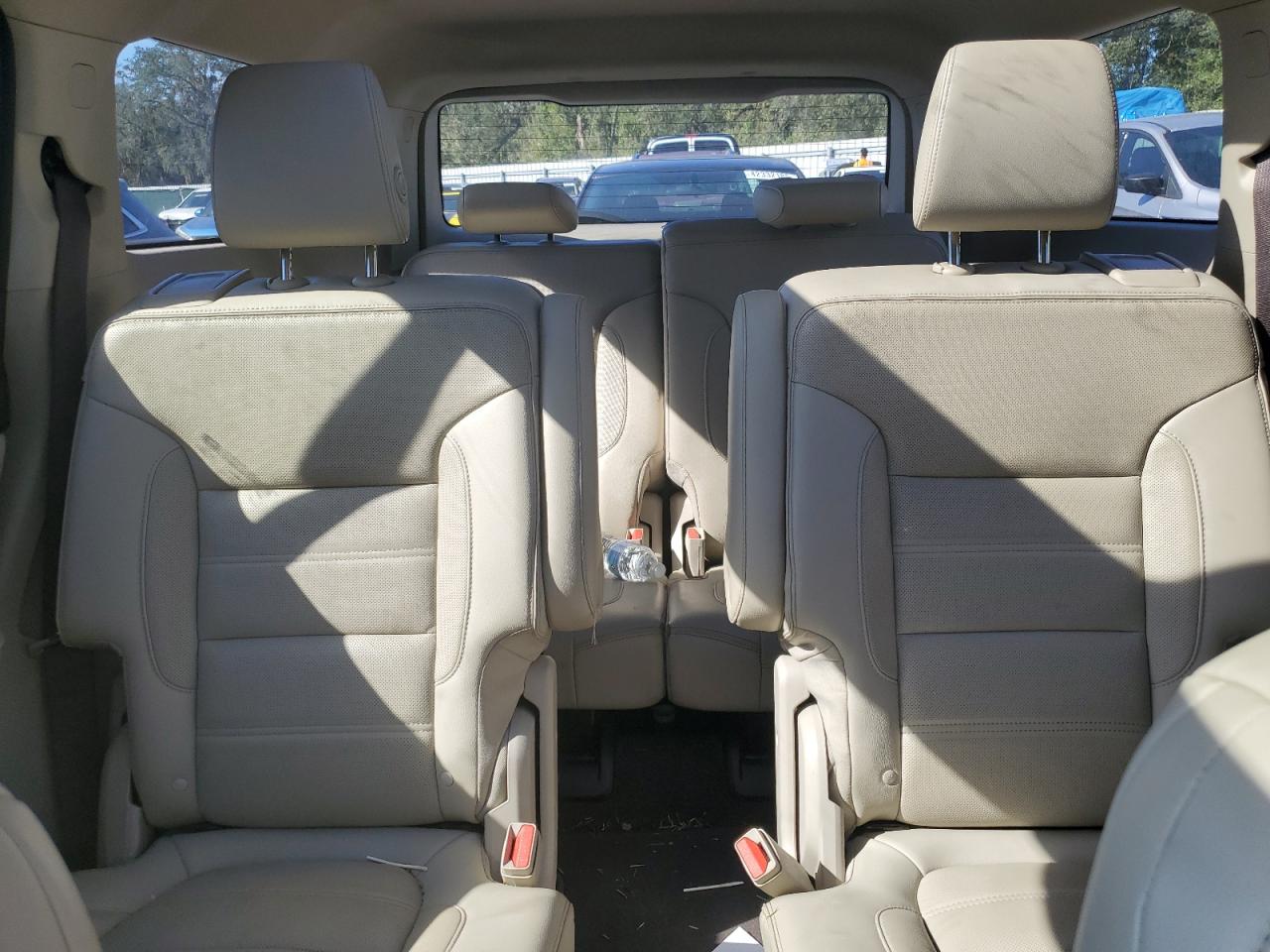 2018 GMC Acadia - Image 10