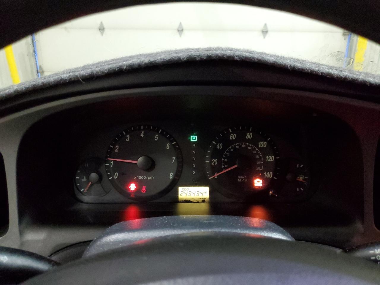 2006 Hyundai Elantra - Image 9