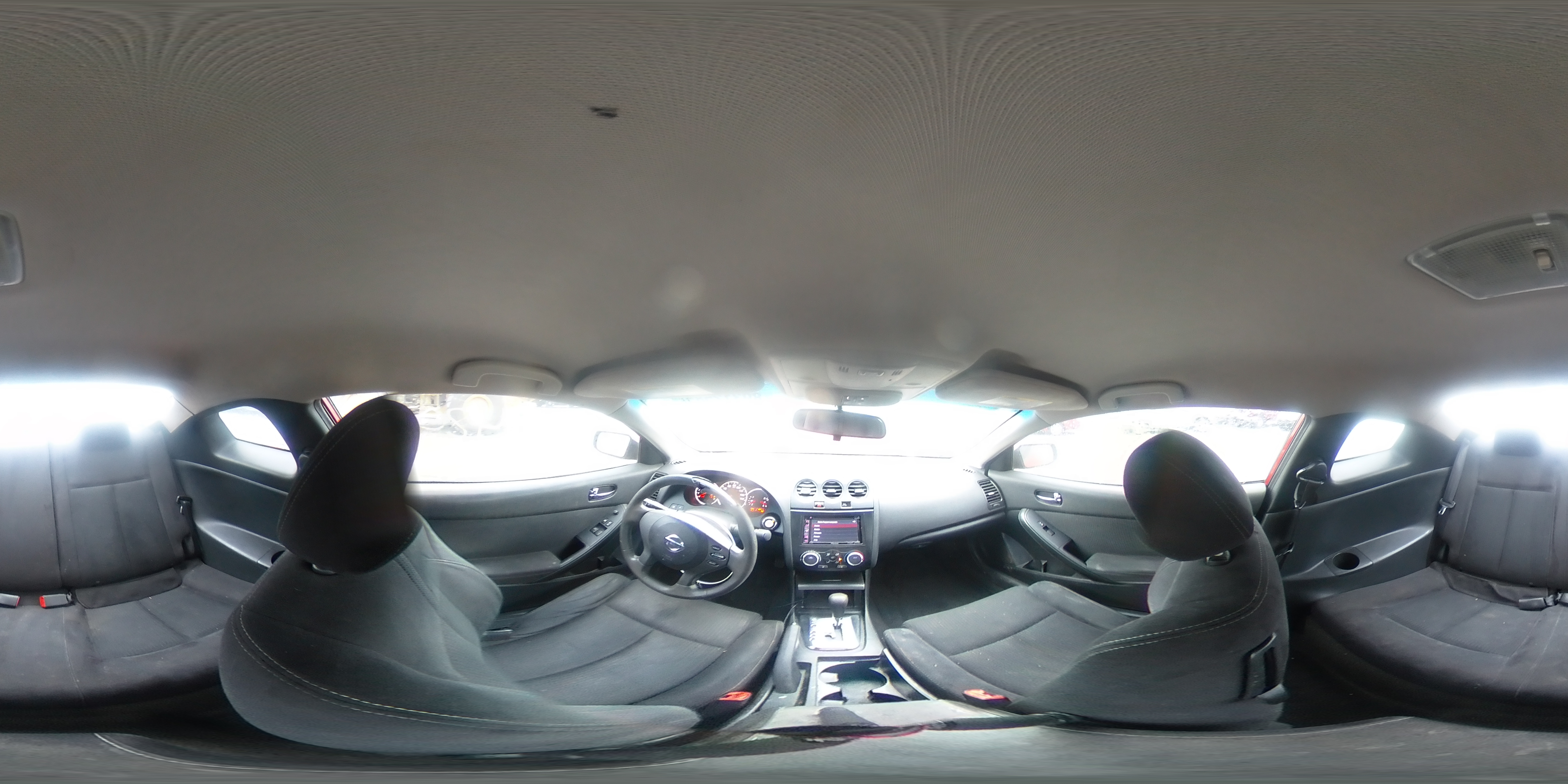 2012 Nissan Altima - Image 13