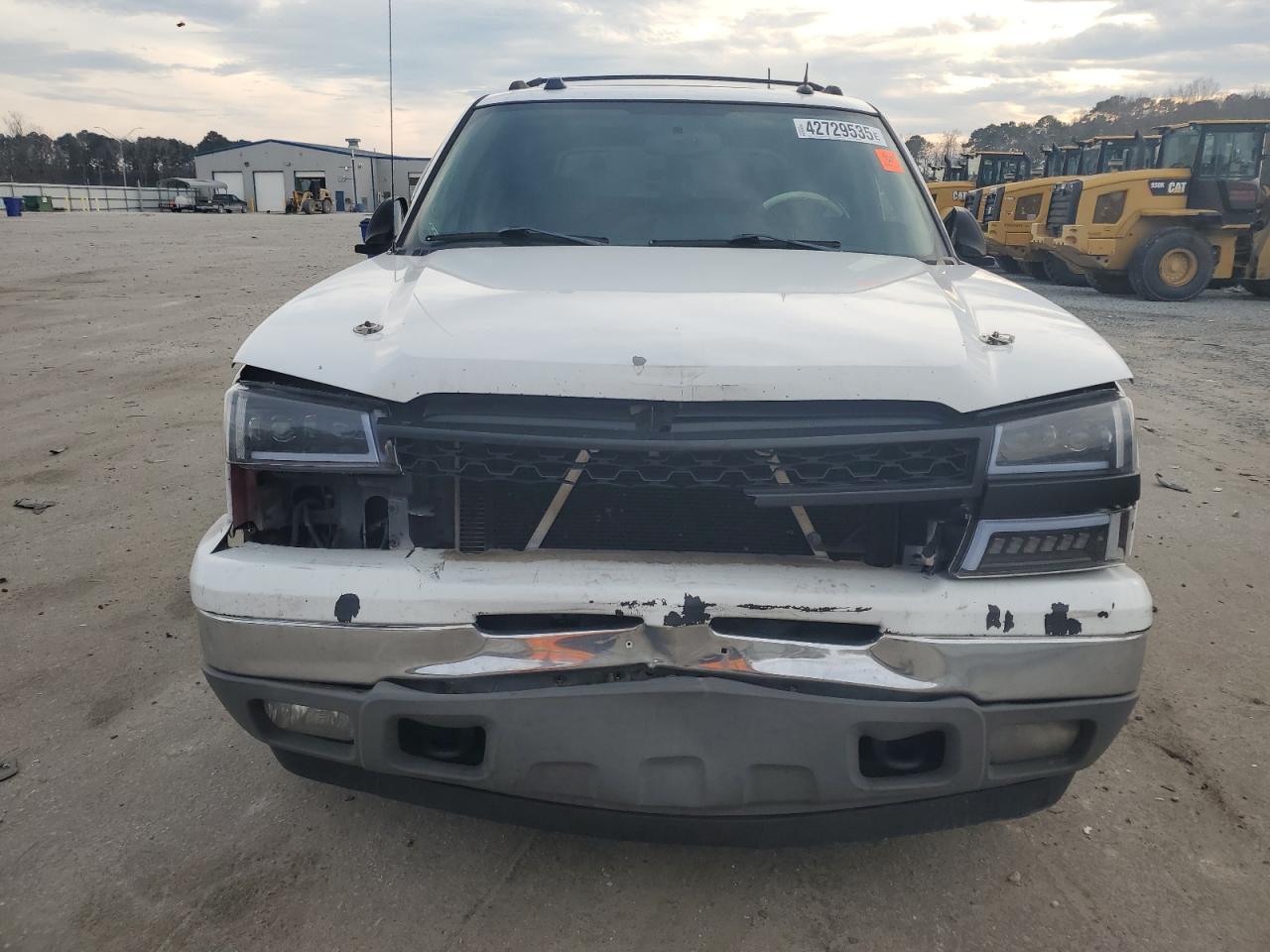 2005 Chevrolet Avalanche - Image 5