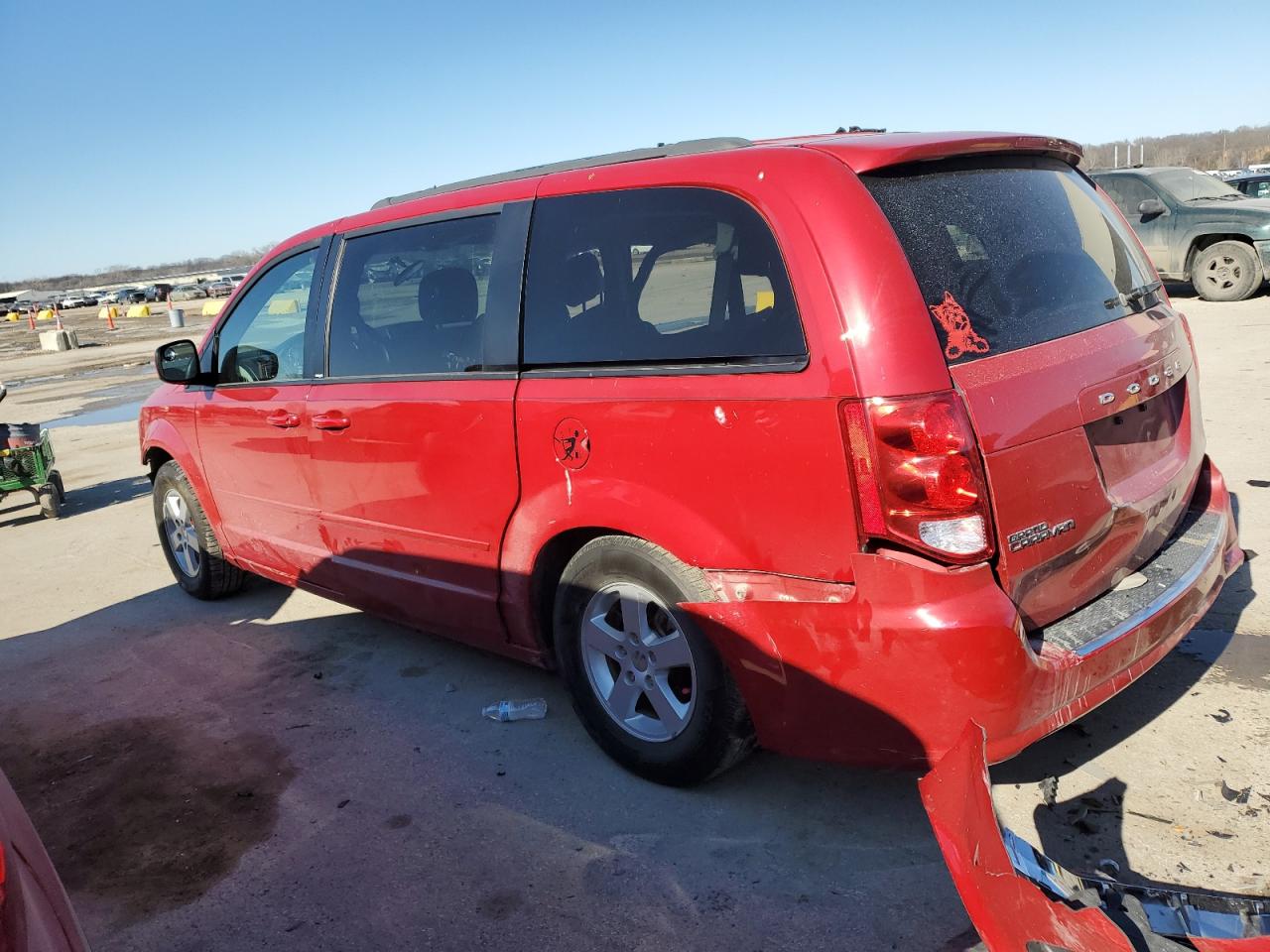 2013 Dodge Caravan - Image 2