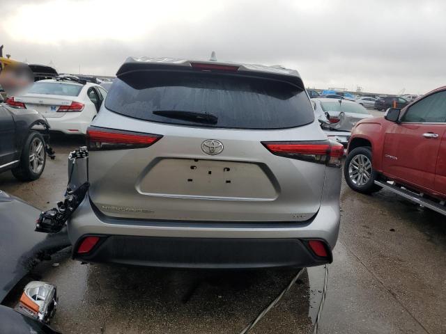  TOYOTA HIGHLANDER 2022 Silver